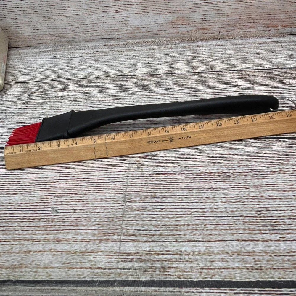 Pampered Chef Silicone Basting Brush Black Red Heat Resistant 11.5 Inch‎ 1755